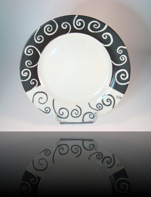 petite assiette ronde entrelacs gris