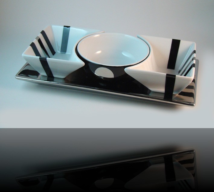 trio aperitif sur plateau noir et platine