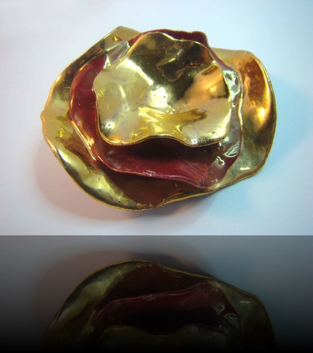 broche fleur rouge or