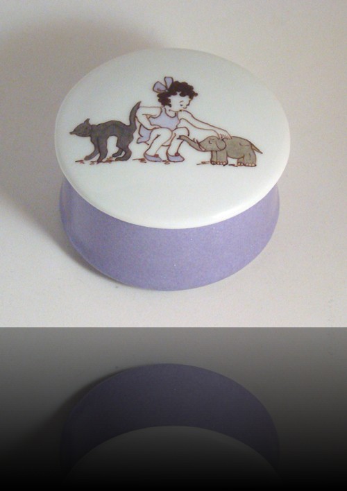 boite ronde fille chat parme 7 cm