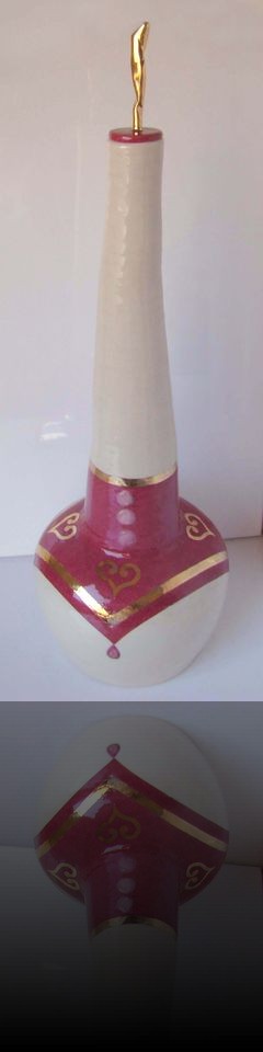 vase elephant