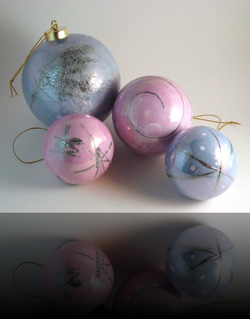boules de noel rose et bleu